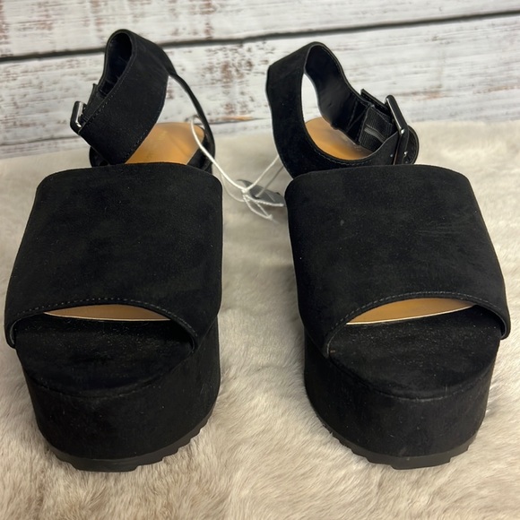 American Eagle Outfitters Platform Sandals - Picture 8 of 10